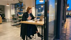 Rozmowa kwalifikacyjna: jak w 2–3 minuty opowiedzieć o doświadczeniu i nie zgubić puenty